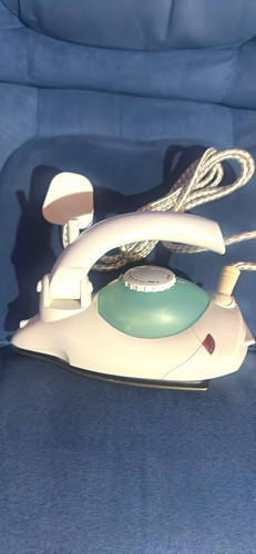Lloytron corded steam - lloytron, iron
