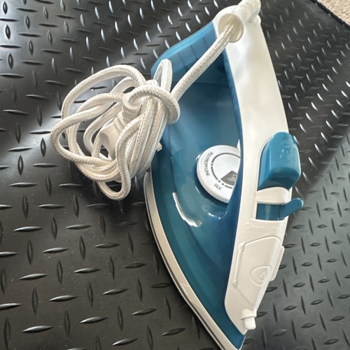 Blue white corded steam iron - blue,