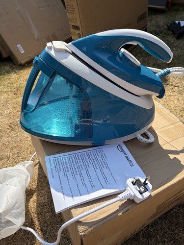 Powerful steam iron - powerful,